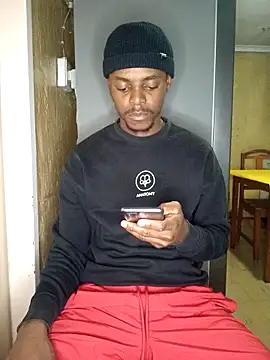 Snapshot of Hluga_25 chatting on September 13, 6:18 pm Hluga 25 online show from September 13, 6:18 pm