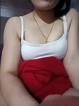 LucyyLy online show from December 17, 10:43 am