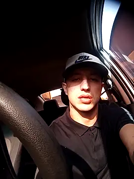 Snapshot of DebutingPathway chatting on September 14, 12:48 pm DebutingPathway online show from September 14, 12:48 pm