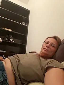 jessyca  online show from September 12, 8:53 pm