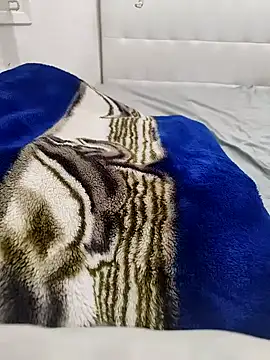 Snapshot of Yazaza1999 chatting on October 4, 1:09 pm Yazaza1999 online show from October 4, 1:09 pm