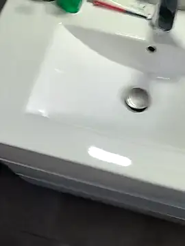 Snapshot of Yazaza1999 chatting on October 17, 1:35 pm Yazaza1999 online show from October 17, 1:35 pm