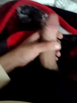 Snapshot of Yazaza1999 chatting on December 1, 10:15 pm Yazaza1999 online show from December 1, 10:15 pm