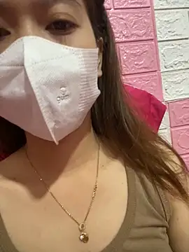 Snapshot of Zinzin9x chatting on September 15, 11:10 am Zinzin9x online show from September 15, 11:10 am