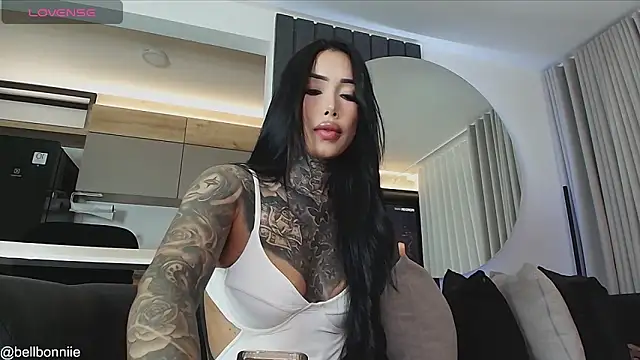 belllbonniie online show from August 1, 11:58 pm