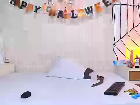 LuigiMarchetti online show from October 31, 7:48 pm