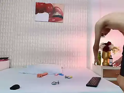 LuigiMarchetti online show from November 11, 7:03 pm