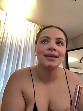 Tayler Kim online show from March 23, 4:55 pm