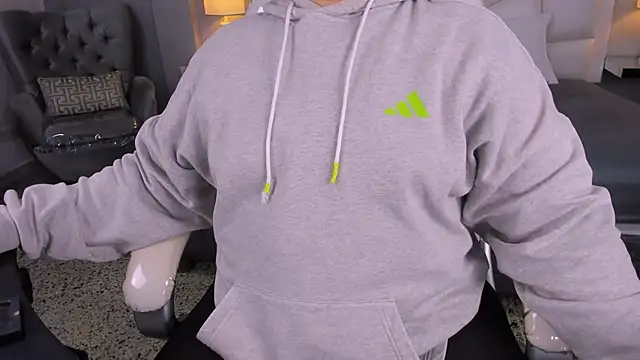 Miss Francheska online show from February 5, 11:59 am