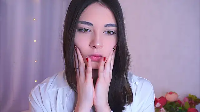 ElyseMangina online show from February 3, 7:57 am