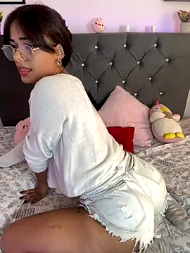 Im Lyan online show from October 4, 3:32 pm