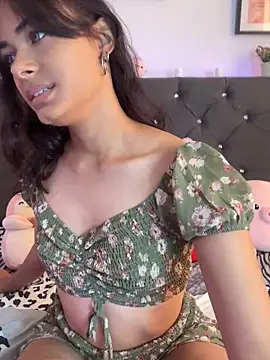 Im Lyan online show from October 8, 3:42 pm