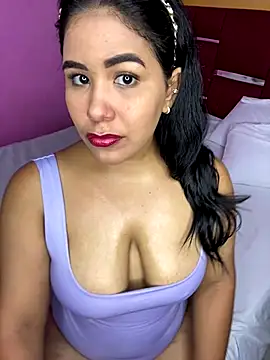 Roxxybigboobs online show from September 24, 2:42 pm
