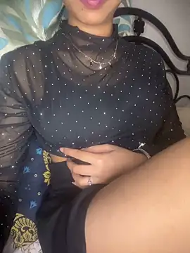 STRIP GLOW online show from December 20, 7:32 pm