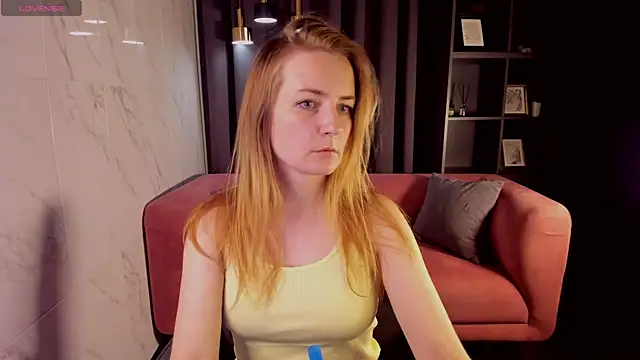Snapshot of MeggySun chatting on September 11, 1:22 pm MeggySun online show from September 11, 1:22 pm