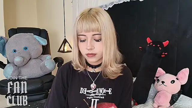 IvyBelle  online show from April 28, 11:26 am
