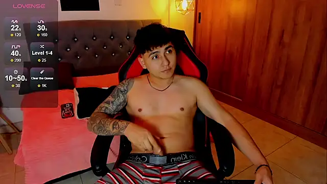 Snapshot of Nicolas_James_Sc chatting on December 3, 1:42 pm Nicolas James Sc online show from December 3, 1:42 pm