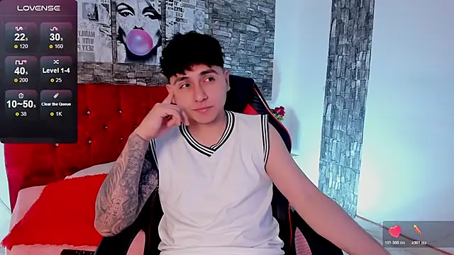 Nicolas James Sc online show from March 9, 2:21 pm