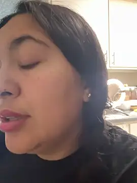 latina curvy22 online show from May 7, 7:41 pm