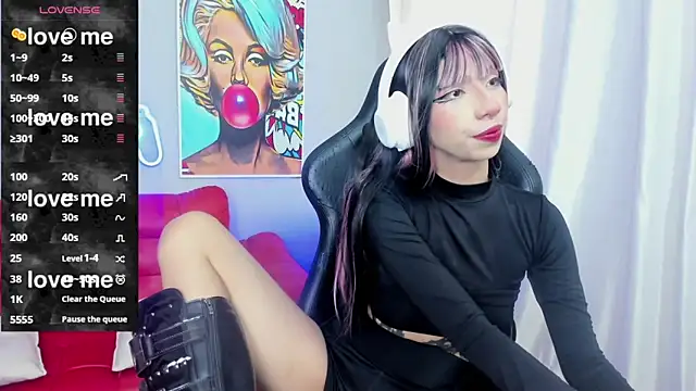 Snapshot of hisui_castles chatting on October 24, 2:24 pm hisui castles online show from October 24, 2:24 pm