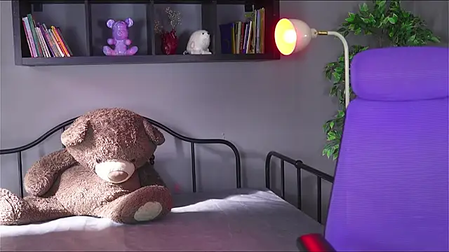 Mystic blue online show from November 10, 1:10 pm