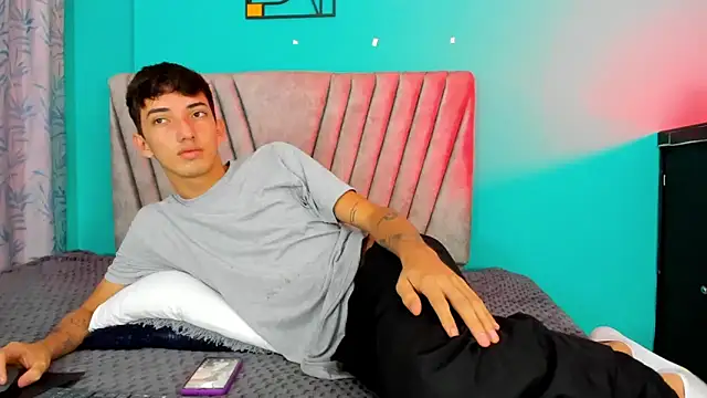 Maikol Ortiz online show from March 15, 12:22 pm