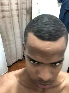 criss zuri online show from February 27, 10:15 am