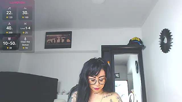 Vicky hotmilf online show from March 18, 11:13 am