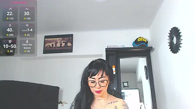 Vicky hotmilf online show from April 28, 11:15 am