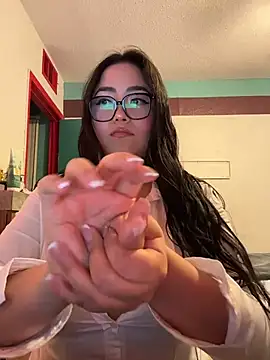 MyHoneyFrida online show from June 3, 3:42 am