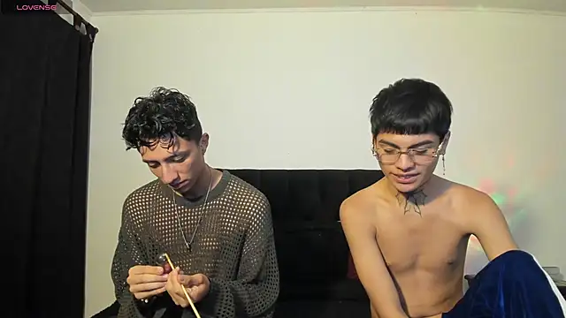 mhatias  online show from October 21, 6:47 am