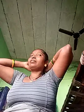 Snapshot of Jivika_Jaiswal chatting on October 7, 3:58 am Jivika Jaiswal online show from October 7, 3:58 am