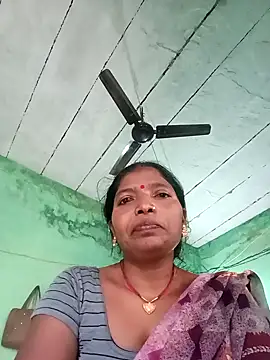 Snapshot of Jivika_Jaiswal chatting on October 26, 2:06 am Jivika Jaiswal online show from October 26, 2:06 am