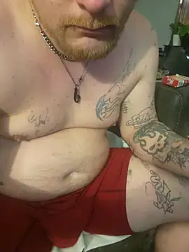 GladsomeLark online show from March 19, 1:15 pm