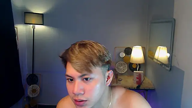Urfucker drei online show from September 27, 8:41 am
