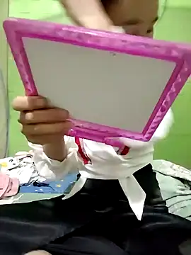 Snapshot of Tin_tanny chatting on November 3, 12:46 am Tin tanny online show from November 3, 12:46 am