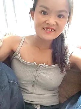 xinhxinhcute online show from October 17, 11:18 pm