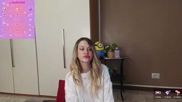 ScarletVerdi online show from December 2, 8:52 am