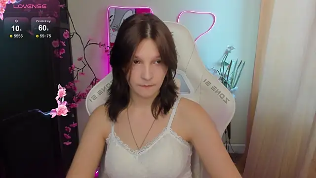 AudreyyKim online show from June 20, 8:28 am