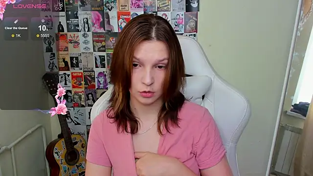AudreyyKim online show from July 24, 8:23 am
