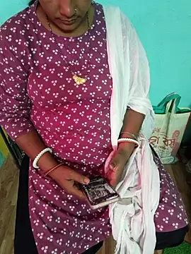 desi boudi87 online show from May 24, 3:33 am
