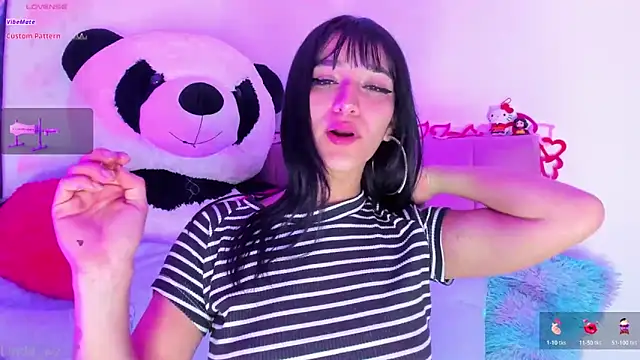 LindaWz  online show from March 12, 7:47 am