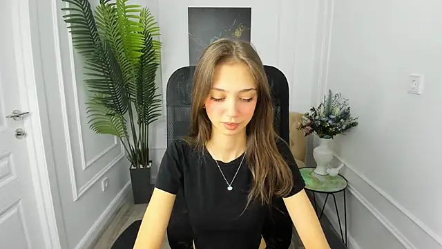 EmilyGraydis online show from October 8, 4:21 am