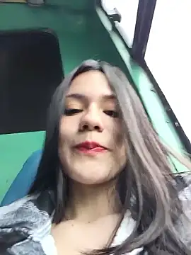 CHARLOTTE  05 online show from September 18, 11:56 am