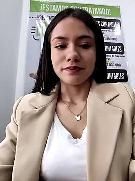 CHARLOTTE  05 online show from December 5, 12:14 pm