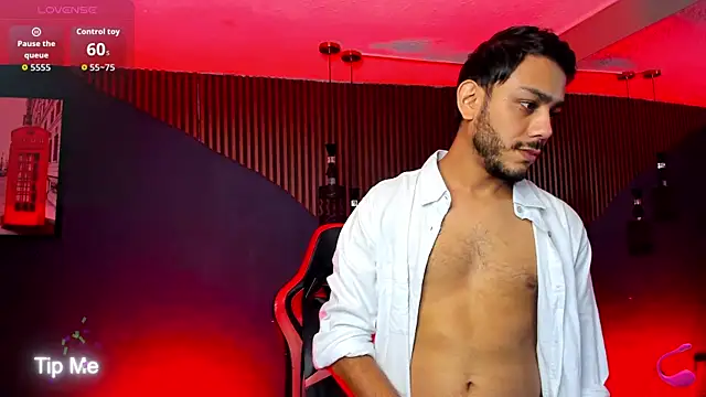 Boss Domiinator online show from July 18, 12:09 pm