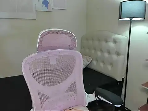 Seductive Margaux online show from October 15, 6:46 am