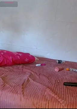 Snapshot of abilovesyou1 chatting on January 5, 10:35 pm abilovesyou1 online show from January 5, 10:35 pm