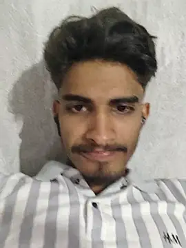 Snapshot of jitendra5834 chatting on December 18, 3:18 pm jitendra5834 online show from December 18, 3:18 pm