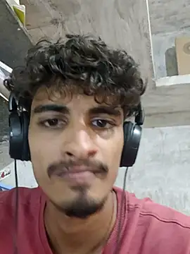 Snapshot of jitendra5834 chatting on August 7, 8:16 am jitendra5834 online show from August 7, 8:16 am